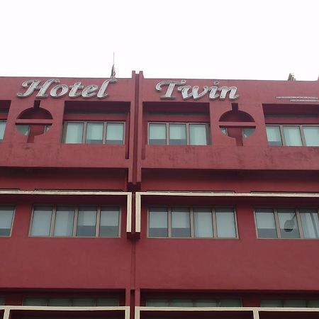 Oyo 151 Twin Hotel Kuala Lumpur Luaran gambar