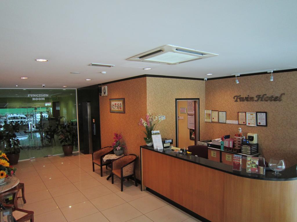 Oyo 151 Twin Hotel Kuala Lumpur Luaran gambar