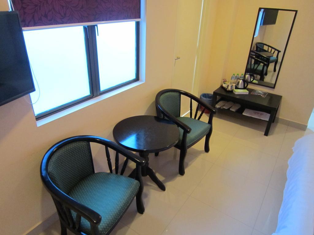 Oyo 151 Twin Hotel Kuala Lumpur Luaran gambar