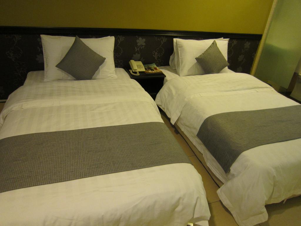Oyo 151 Twin Hotel Kuala Lumpur Luaran gambar