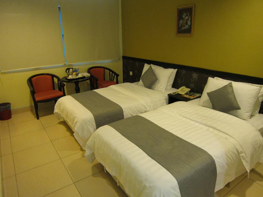 Oyo 151 Twin Hotel Kuala Lumpur Luaran gambar